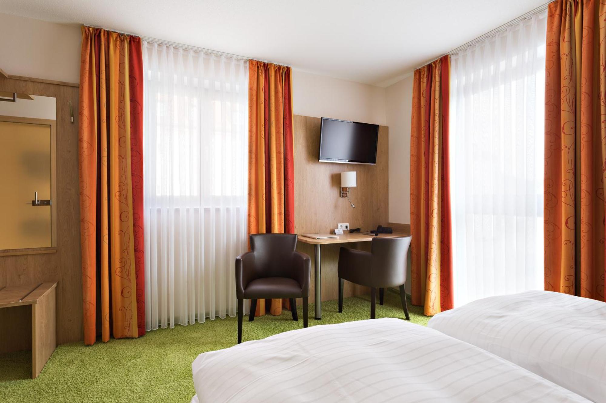 Hotel Sixt Rohr in Niederbayern Екстер'єр фото
